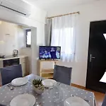 Lägenhet Silva B4-1 By Interhome