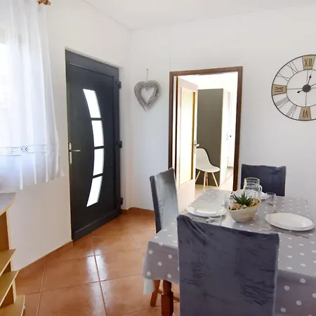 Appartamento Silva B4-1 By Interhome Bašanija