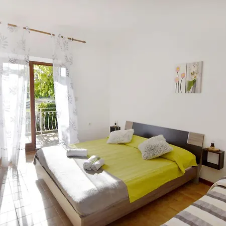 Apartmán Silva B4-1 By Interhome Bašanija