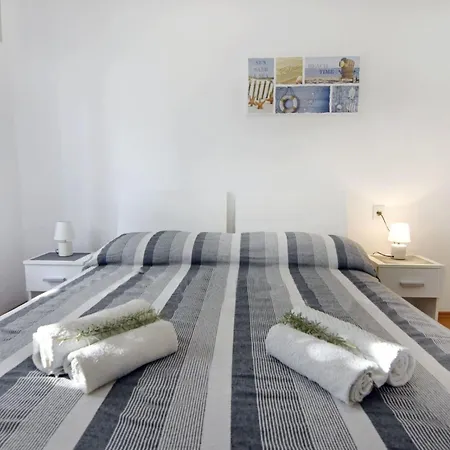 Silva B4-1 By Interhome * Bašanija