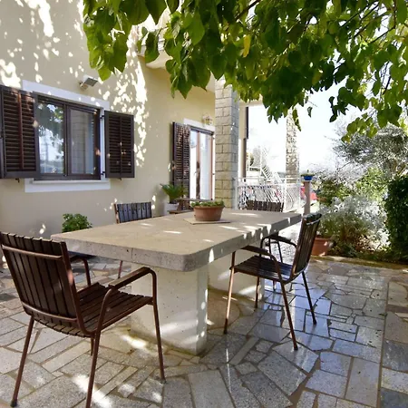Silva B4-1 By Interhome *