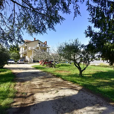 Silva B4-1 By Interhome *