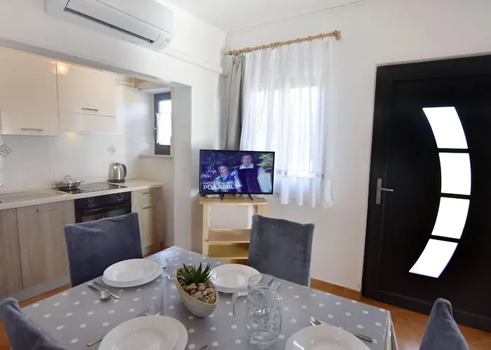 Appartement Silva B4-1 By Interhome